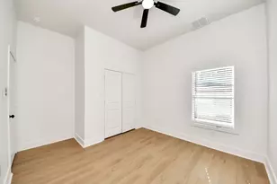 5226 Ricky St, Houston, TX 77033 - Photo 34