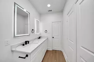 5226 Ricky St, Houston, TX 77033 - Photo 40