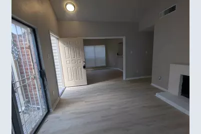 10152 Waterstone Drive, Houston, TX 77042 - Photo 2