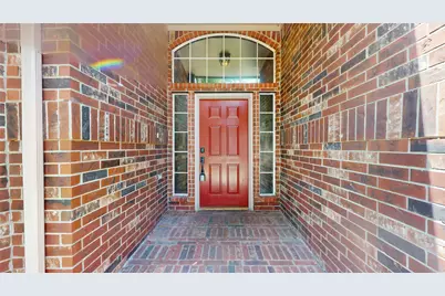 4822 Silverlake Drive, Sugar Land, TX 77479 - Photo 2