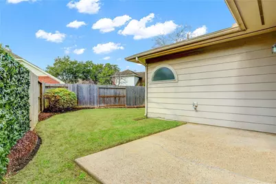 4822 Silverlake Drive, Sugar Land, TX 77479 - Photo 36