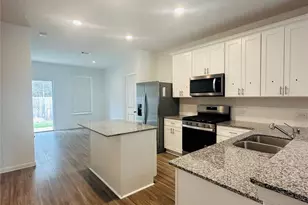 309 Maple Bark Trl, Willis, TX 77378 - Photo 20