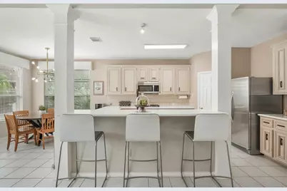 2372 Autumn Mist Court, League City, TX 77573 - Photo 10