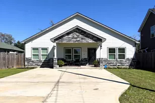 7520 Carver Rd, Houston, TX 77088 - Photo 1