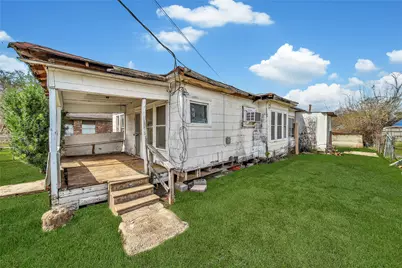 878 Granville Drive, Houston, TX 77091 - Photo 4