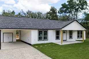 5506 County Road 366, Marquez, TX 77865 - Photo 2