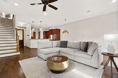 1334 Alexander Street, Houston, TX 77008 - Photo 2