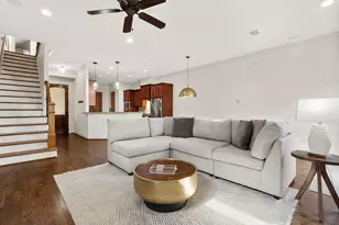 1334 Alexander St, Houston, TX 77008 - Photo 2