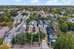 1334 Alexander St, Houston, TX 77008 - Photo 38