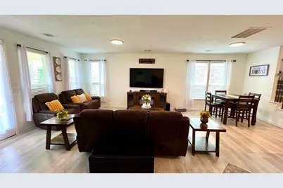 2635 Oakwood Bluff Trail, Houston, TX 77038 - Photo 16