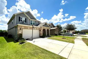 2635 Oakwood Blf Trl, Houston, TX 77038 - Photo 4
