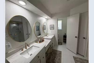 9618 S Caraway Lane, Houston, TX 77036 - Photo 18