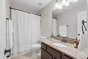 2 Indigo Bunting Pl, The Woodlands, TX 77389 - Photo 34