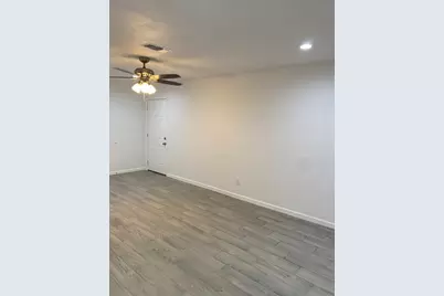 12728 Shannon Hills Drive, Houston, TX 77099 - Photo 6