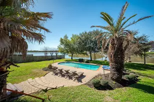 18510 Barbuda Ln, Houston, TX 77058 - Photo 38