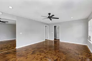 11806 E Jane Ln, Tomball, TX 77375 - Photo 6