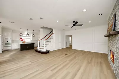 4210 Alcorn Glen Lane, Sugar Land, TX 77479 - Photo 10