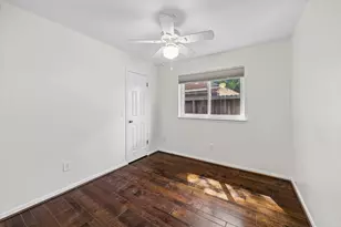6 Cottage Grove Pl, The Woodlands, TX 77381 - Photo 22