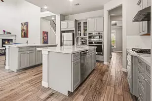27975 Presley Park Dr, Spring, TX 77386 - Photo 8
