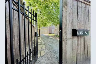 114 Munford Street #1/2, Houston, TX 77008 - Photo 2