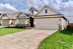 5813 Musquiz Rdg, Seguin, TX 78155 - Photo 2