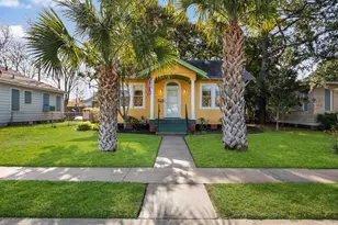 4823 Fannin Dr, Galveston, TX 77551 - Photo 4