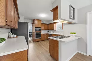 7615 Friars Ct Ln, Spring, TX 77379 - Photo 10