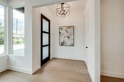 5709 Feagan Street, Houston, TX 77007 - Photo 4