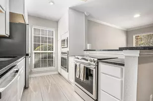 1880 White Oak Dr, Houston, TX 77009 - Photo 8