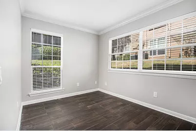 1880 White Oak Drive #111, Houston, TX 77009 - Photo 14