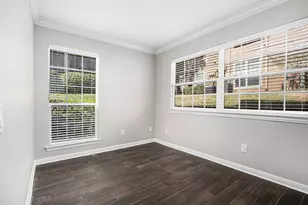 1880 White Oak Dr, Houston, TX 77009 - Photo 14