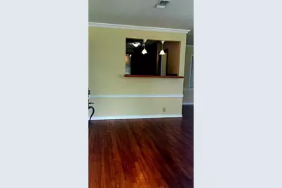 19 Lyncrest Drive, Galveston, TX 77550 - Photo 4