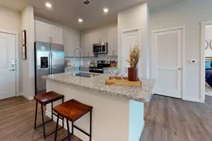 1148 Silber Rd, Houston, TX 77055 - Photo 2