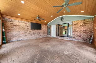 11818 Meadowdale Dr, Meadows, TX 77477 - Photo 36