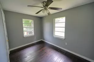 1106 Mooney Rd, Houston, TX 77037 - Photo 6