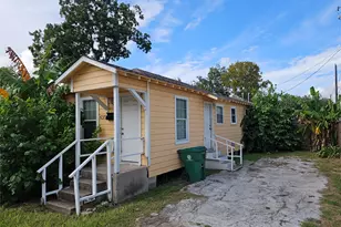 4319 Chapman St, Houston, TX 77009 - Photo 1
