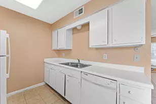 1606 Eagle Lake Rd, Sealy, TX 77474 - Photo 4