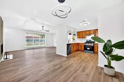 8618 Van Hut Lane, Houston, TX 77044 - Photo 18