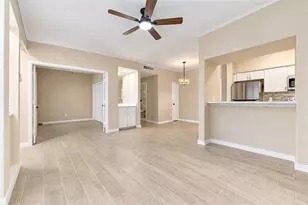 706 Bering Dr, Houston, TX 77057 - Photo 4