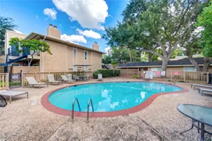 706 Bering Dr, Houston, TX 77057 - Photo 22