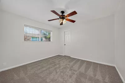 15814 Boulder Oaks Drive, Houston, TX 77084 - Photo 18