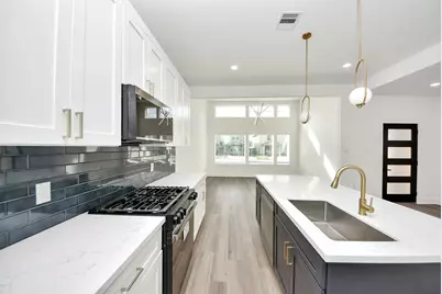 5506 Bacher St Street #A/B, Houston, TX 77028 - Photo 12