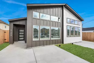 5506 Bacher St St, Houston, TX 77028 - Photo 2