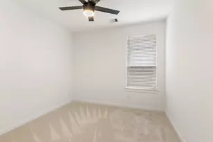 17327 Merigold Hts Dr, Conroe, TX 77302 - Photo 10