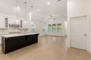 17327 Merigold Hts Dr, Conroe, TX 77302 - Photo 22