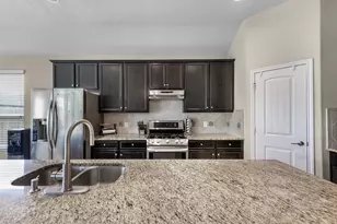 9706 Yellow Rose Dr, Texas City, TX 77591 - Photo 16