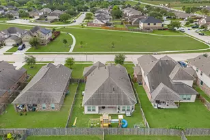 9706 Yellow Rose Dr, Texas City, TX 77591 - Photo 32