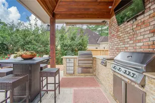 2 English Glade Ct, The Woodlands, TX 77381 - Photo 46