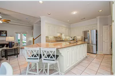 2 English Glade Court #2, The Woodlands, TX 77381 - Photo 16