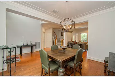2 English Glade Court, The Woodlands, TX 77381 - Photo 10